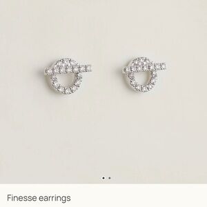 Brand New! ✨ HERMES Finesse 18K White Gold Diamond Earrings